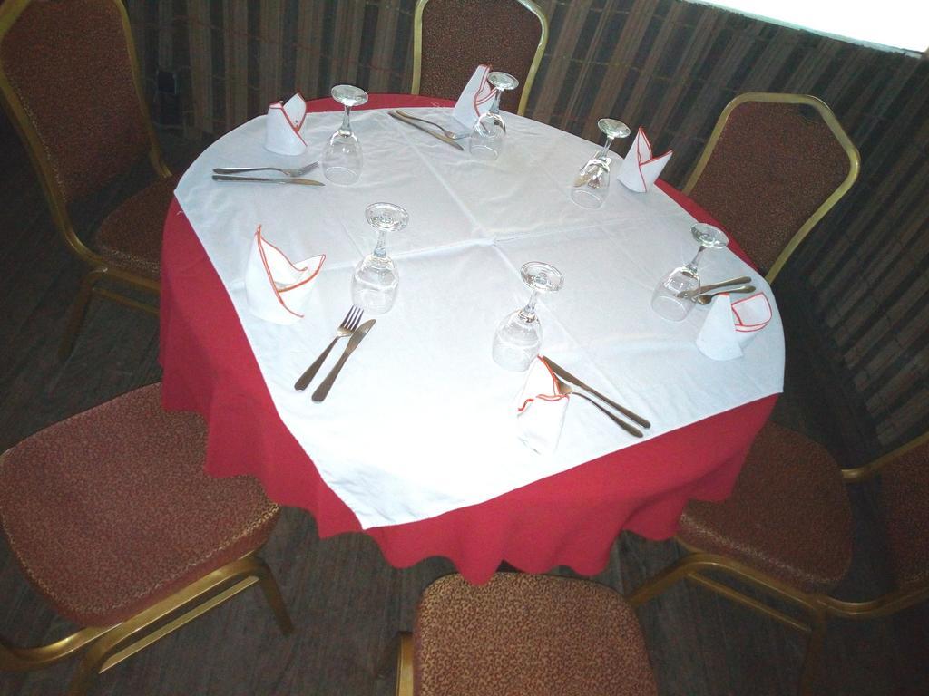 Hotel Framotel Криби Екстериор снимка