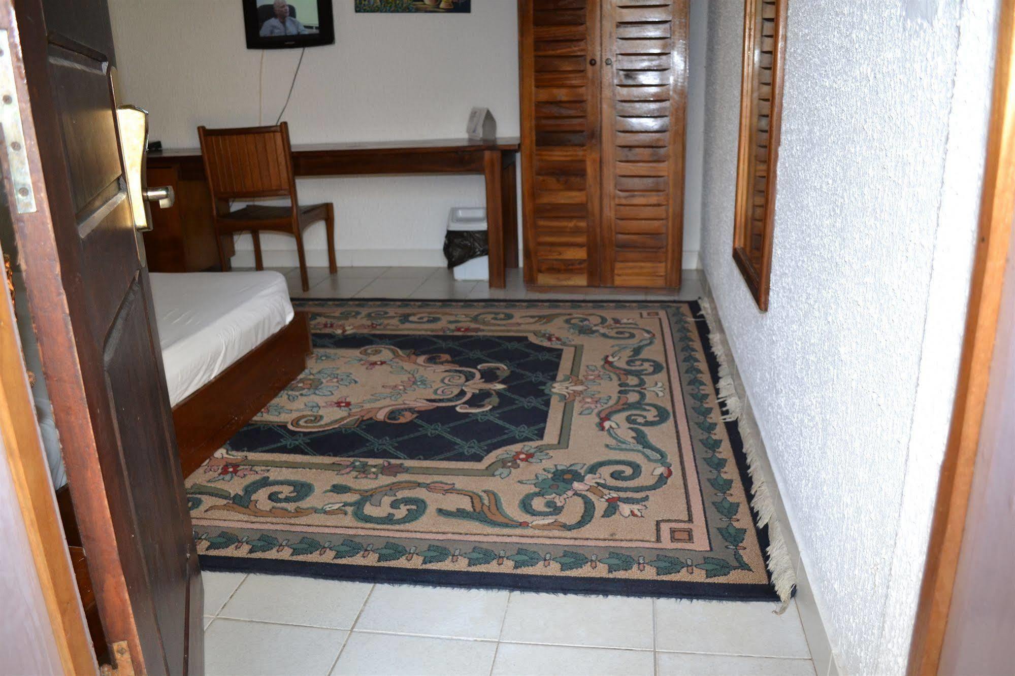 Hotel Framotel Криби Екстериор снимка
